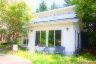 �ׂɂ̓J�t�F������B